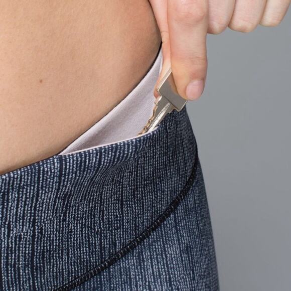 Lululemon Wunder Under Crop Black/Dune Size 4 - Picture 3 of 10